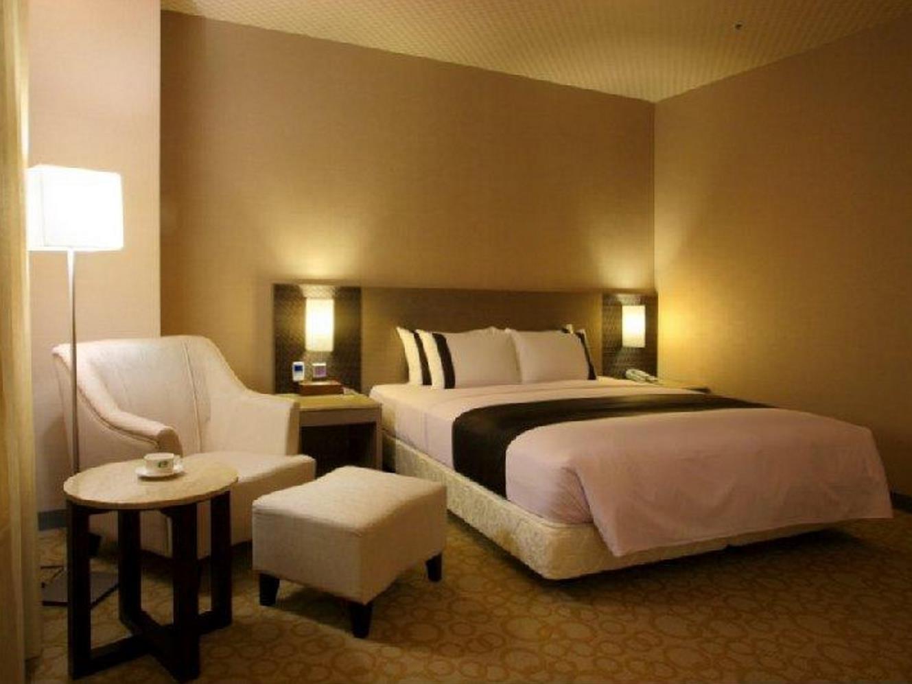 Shinkansen Grand Hotel Taichung Extérieur photo